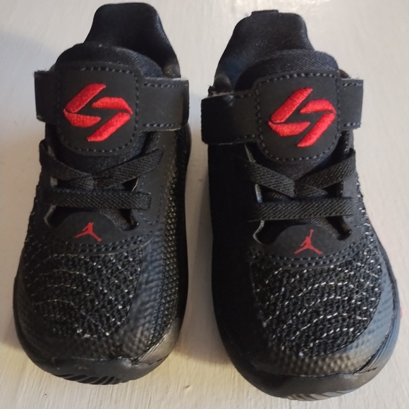 Air Jordan Luka 1 Bred | 4C | Black, University Red - Picture 1 of 6